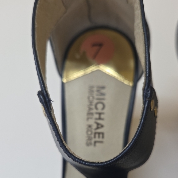 Michael Kors Blue NavyLeather Wedges with Tan Sole,sz 7. - Picture 4 of 6